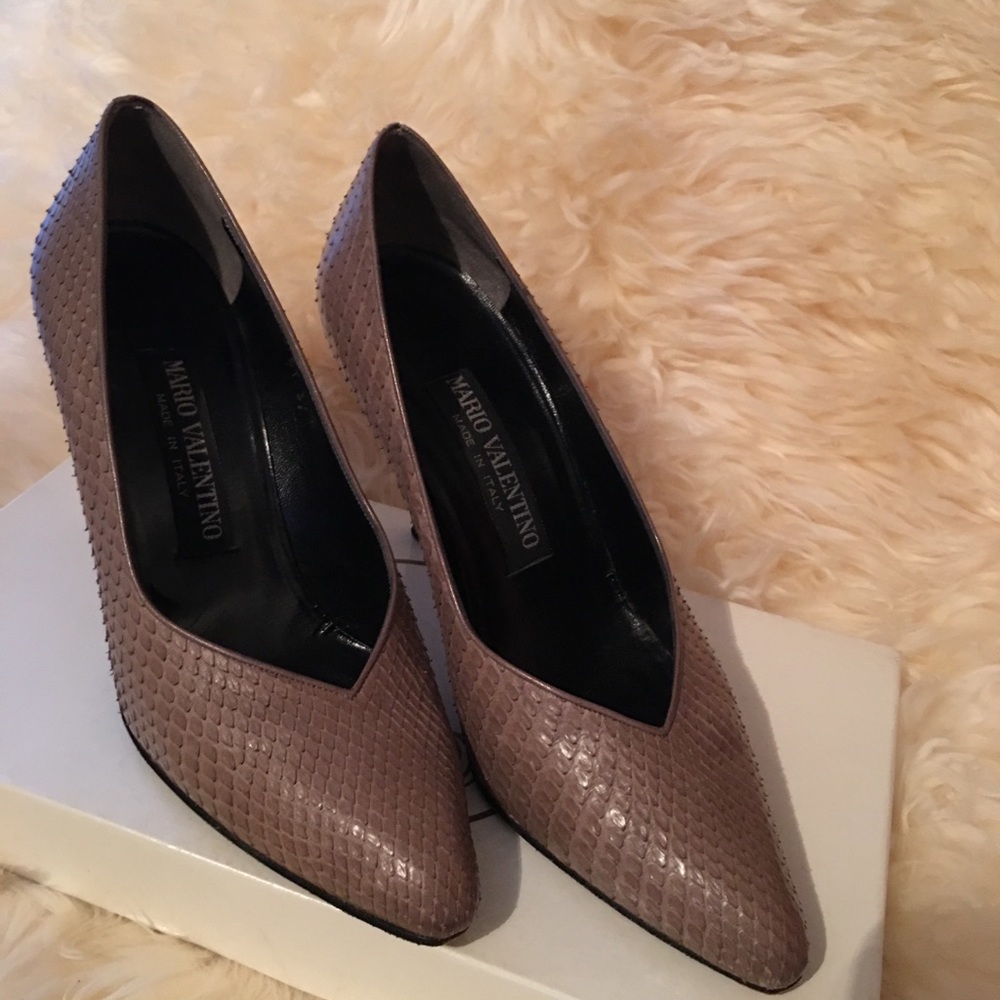 Mario Valentino snake skin heels